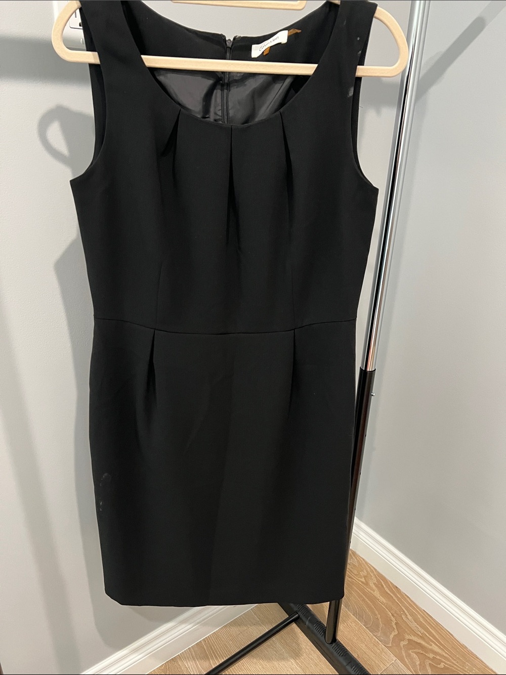 Calvin Klein Classic Black Sleeveless Sheath Dress - Women's